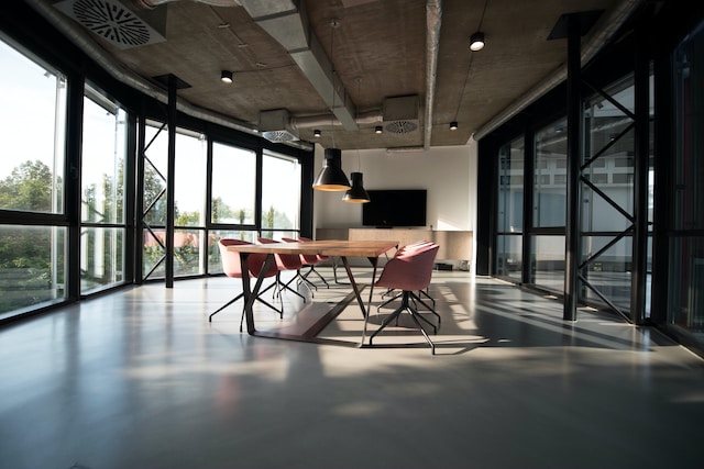 smart-conference-rooms-in-smart-office